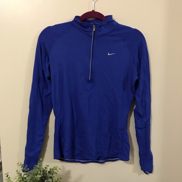 Nike Tops - ✨SOLD✨